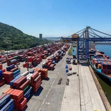 Guerra tarifária impulsiona oportunidades para micro empresas brasileiras no exterior Guerra tarifária impulsiona oportunidades para micro empresas brasileiras no exterior