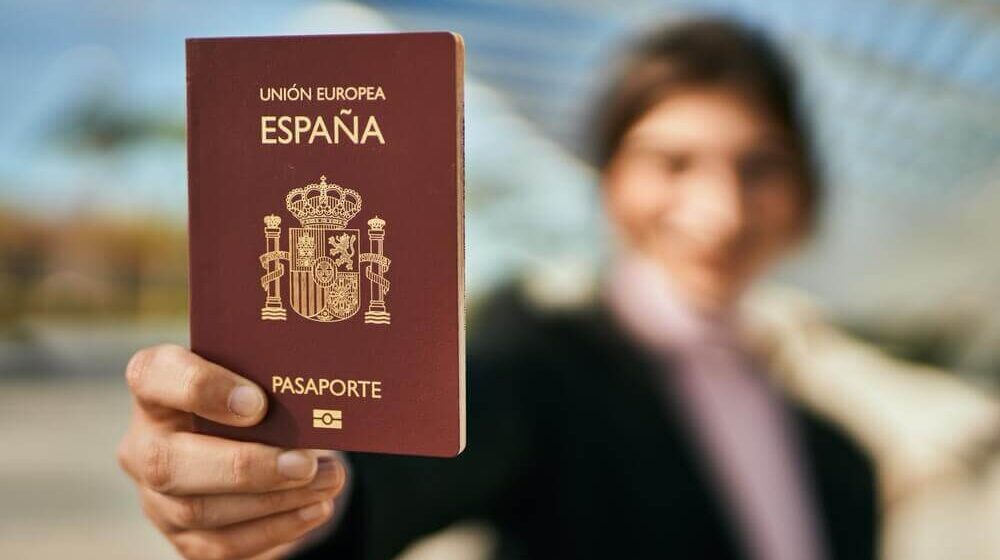 Passaporte espanhol é o passaporte europeu mais poderoso do mundo em 2025