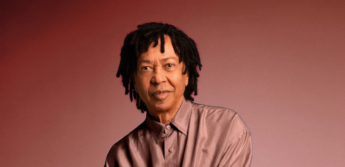 Djavan anuncia turnê na Europa em 2026 para celebrar 50 anos de carreira